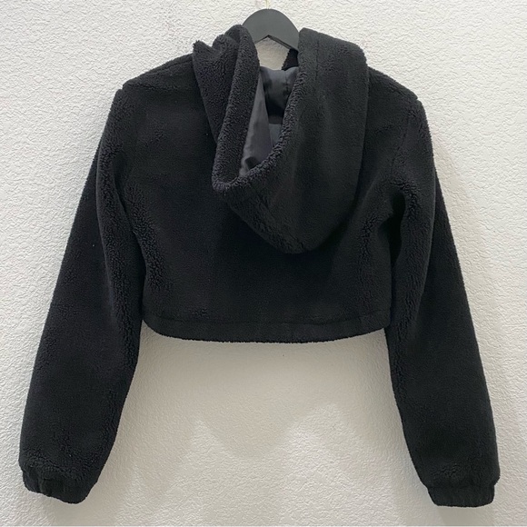 FASHION NOVA Don't Dream It's Over Black Fuzzy Cropped Jacket Size M - Picture 6 of 14